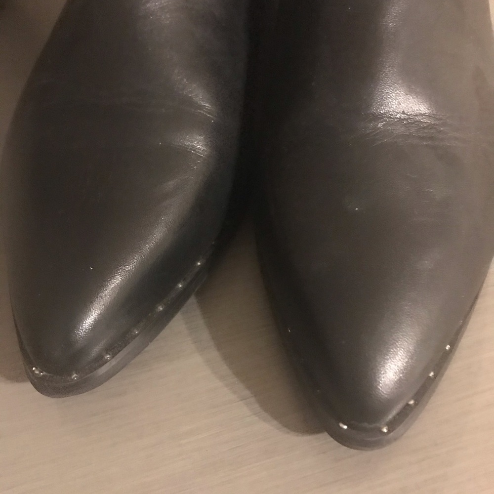 Boots - Picture 3 of 4